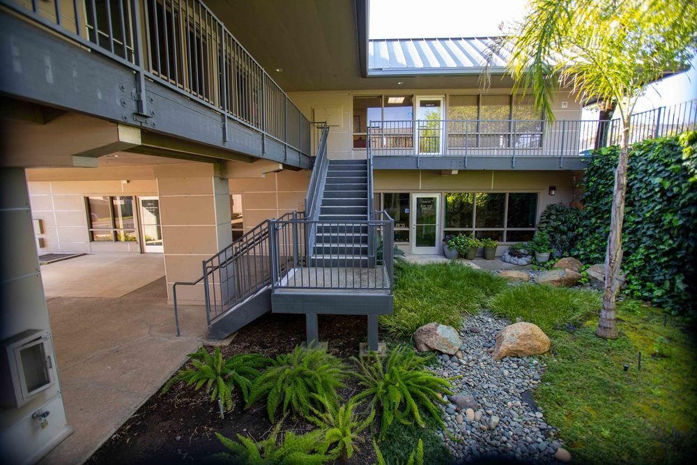 1388 Court St, Redding, CA 96001